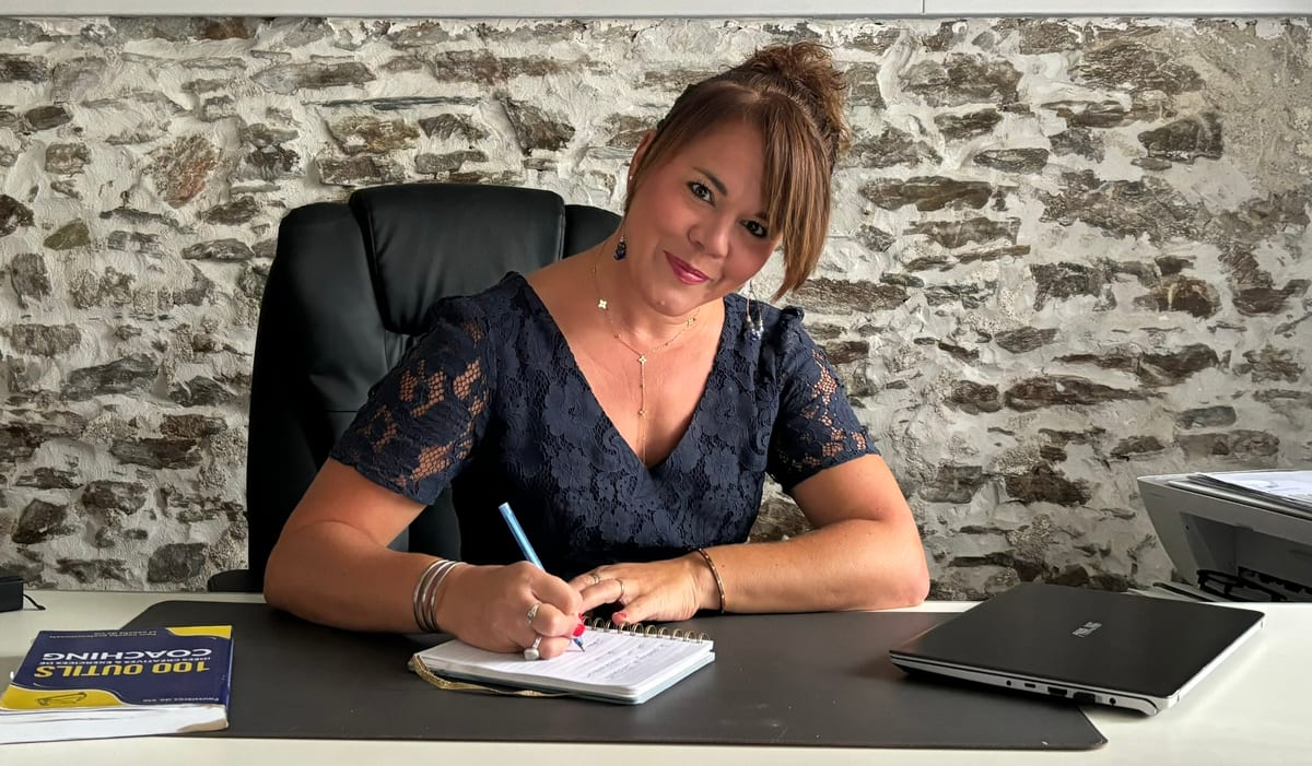 Claire Mercier, coach professionnelle, à son bureau
